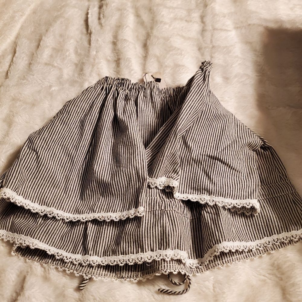 Crop tops  - Picture 10 of 10